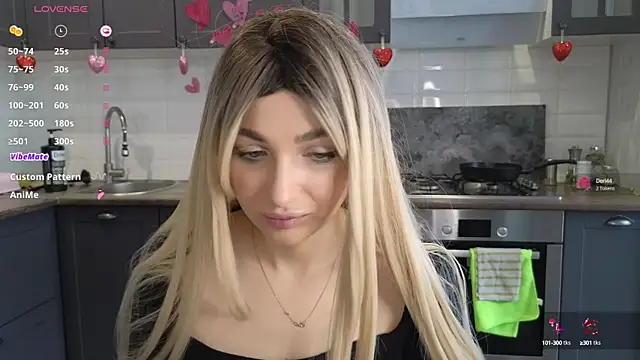 Snapshot of Yoda21 chatting on 1, 3, 2025 Yoda21 online show from 1, 3, 2025