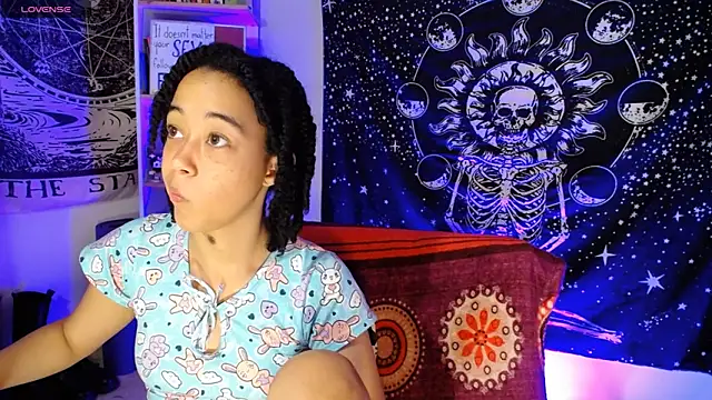 Snapshot of ela_0 chatting on 26, 5, 2026 ela 0 online show from 26, 5, 2026