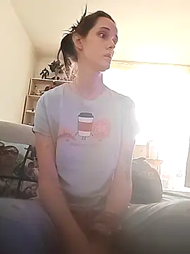 LauraBaby online show from 15, 2, 2026