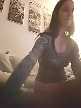 Snapshot of LauraBaby chatting on 17, 5, 2026 LauraBaby online show from 17, 5, 2026