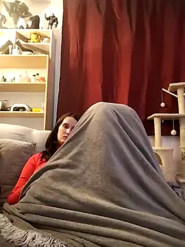 LauraBaby online show from 27, 10, 2025