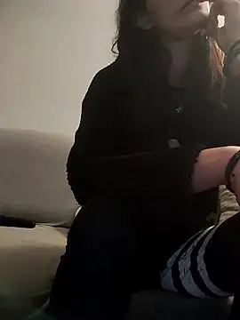 LauraBaby online show from 14, 11, 2025