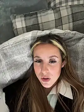 Miss emilee online show from 20, 1, 2025