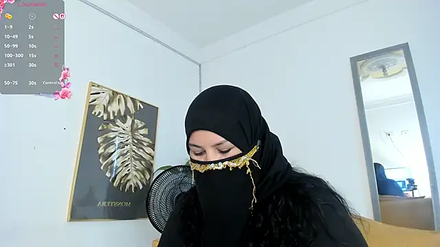 Snapshot of Amina_hafsa chatting on 19, 6, 2026 Amina hafsa online show from 19, 6, 2026