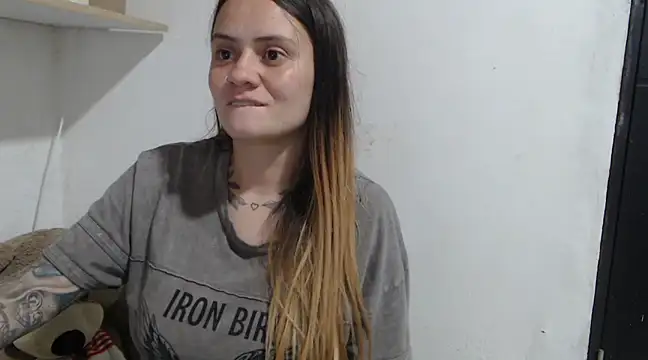 mia sepulveda  online show from 4, 3, 2025