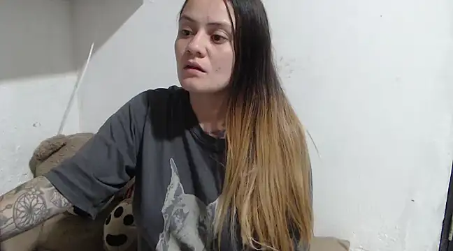 mia sepulveda  online show from 11, 3, 2025