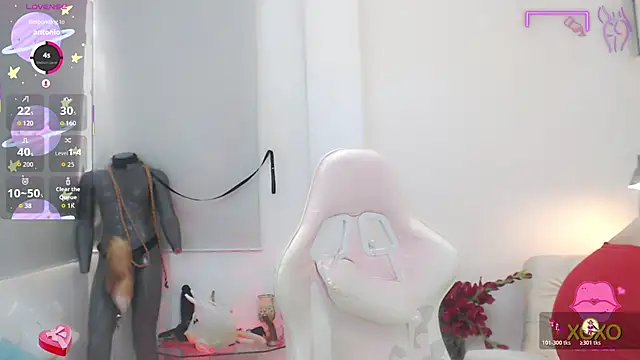 Snapshot of sasha_mom69_ chatting on 14, 11, 2025 sasha mom69 online show from 14, 11, 2025