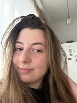 Snapshot of curvyflawless chatting on 15, 2, 2025 curvyflawless online show from 15, 2, 2025