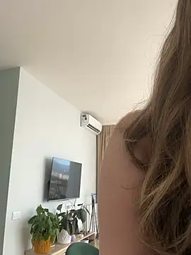 Snapshot of curvyflawless chatting on 5, 3, 2025 curvyflawless online show from 5, 3, 2025