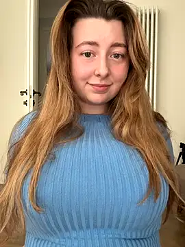 Snapshot of curvyflawless chatting on 26, 11, 2025 curvyflawless online show from 26, 11, 2025