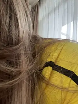 Snapshot of curvyflawless chatting on 21, 2, 2025 curvyflawless online show from 21, 2, 2025