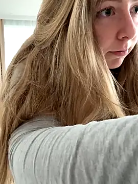 Snapshot of curvyflawless chatting on 14, 9, 2025 curvyflawless online show from 14, 9, 2025