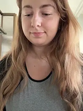 Snapshot of curvyflawless chatting on 11, 10, 2025 curvyflawless online show from 11, 10, 2025