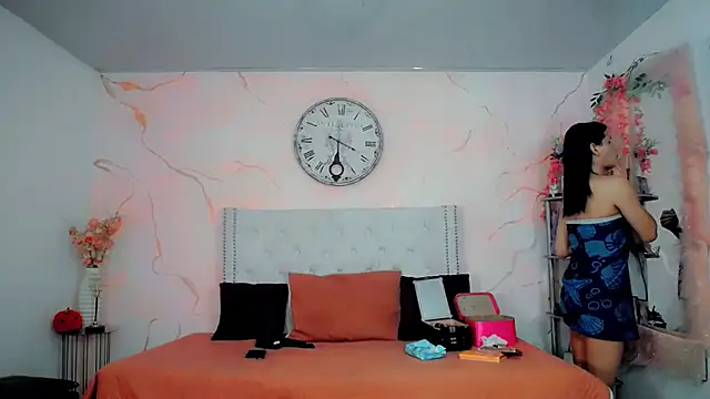 maria camilacms online show from 15, 12, 2025