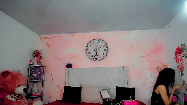 maria camilacms online show from 13, 4, 2026