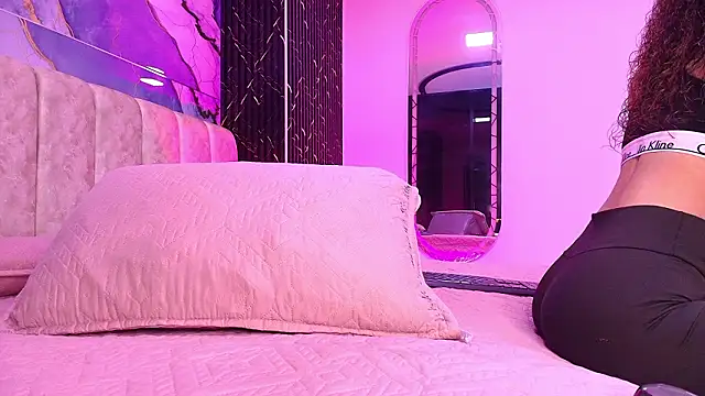 arl chloee online show from 16, 3, 2026