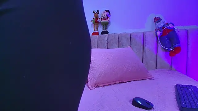 arl chloee online show from 20, 12, 2025