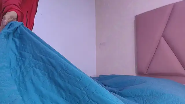 arl chloee online show from 11, 10, 2025