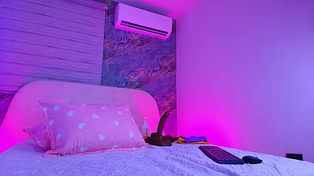 arl chloee online show from 19, 11, 2025