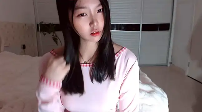Snapshot of -Lucky_Girl chatting on 3, 3, 2025 -Lucky Girl online show from 3, 3, 2025