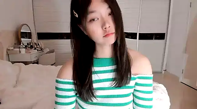 Snapshot of -Lucky_Girl chatting on 10, 3, 2025 -Lucky Girl online show from 10, 3, 2025