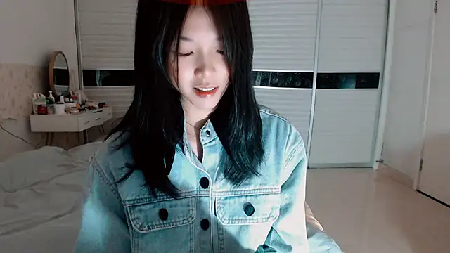 Snapshot of -Lucky_Girl chatting on 29, 9, 2025 -Lucky Girl online show from 29, 9, 2025