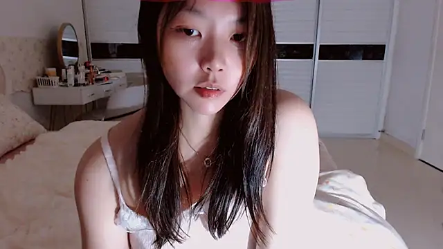 -Lucky Girl online show from 10, 5, 2026