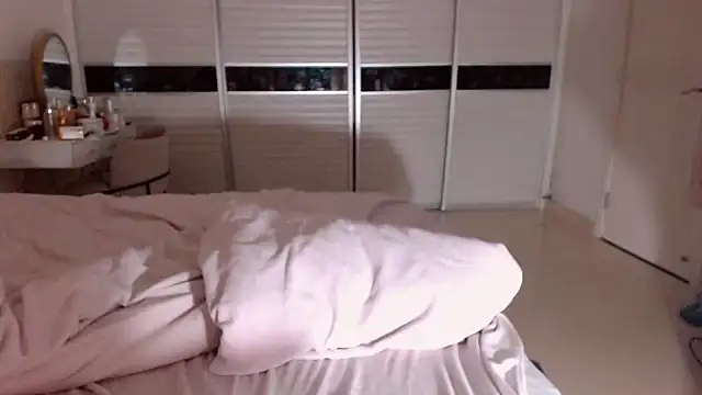 -Lucky Girl online show from 16, 1, 2026