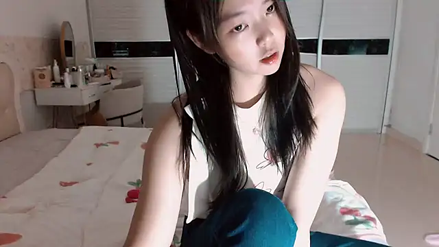 Snapshot of -Lucky_Girl chatting on 22, 7, 2026 -Lucky Girl online show from 22, 7, 2026