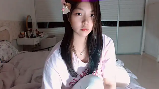-Lucky Girl online show from 25, 5, 2026