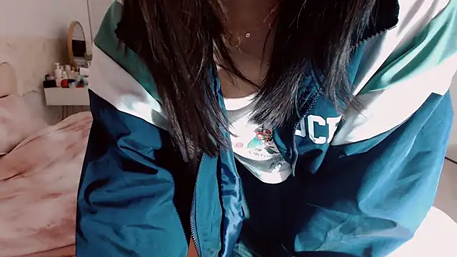 -Lucky Girl online show from 24, 3, 2026