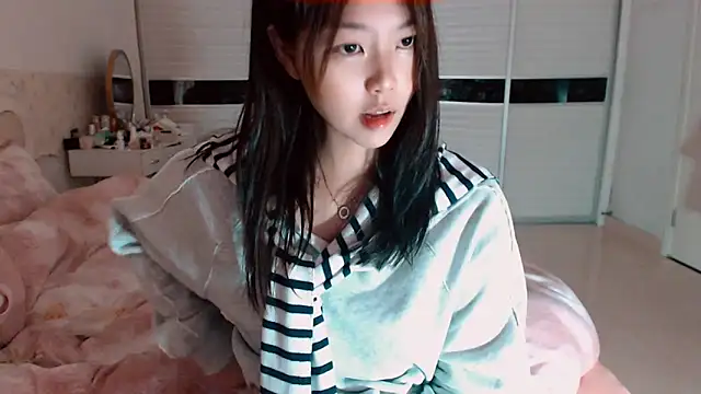 -Lucky Girl online show from 29, 3, 2026