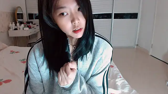Snapshot of -Lucky_Girl chatting on 9, 9, 2025 -Lucky Girl online show from 9, 9, 2025