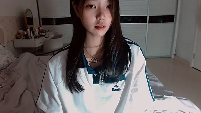 -Lucky Girl online show from 26, 5, 2026