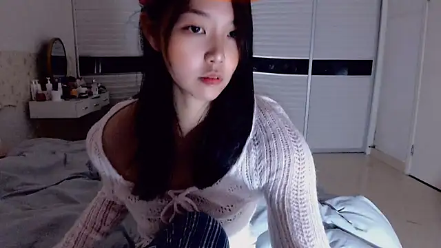 Snapshot of -Lucky_Girl chatting on 1, 10, 2025 -Lucky Girl online show from 1, 10, 2025
