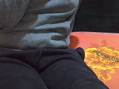 Snapshot of sweet_veee chatting on 26, 11, 2025 sweet veee online show from 26, 11, 2025