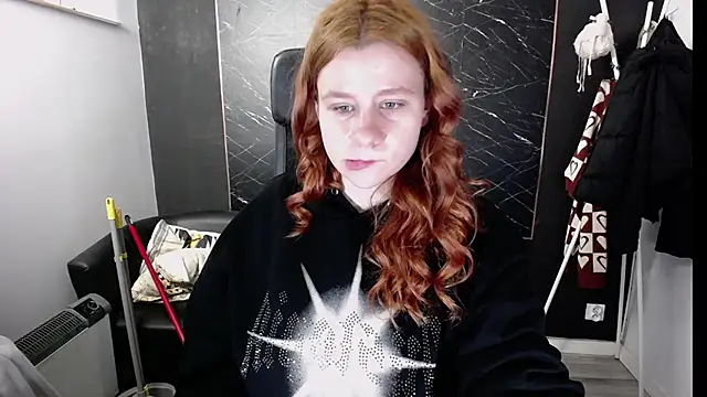 littleviki7 online show from 3, 3, 2025