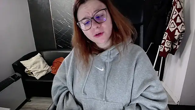 littleviki7 online show from 5, 12, 2025