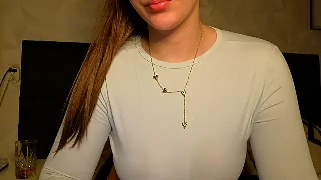 Sweetninaaa online show from 20, 4, 2026