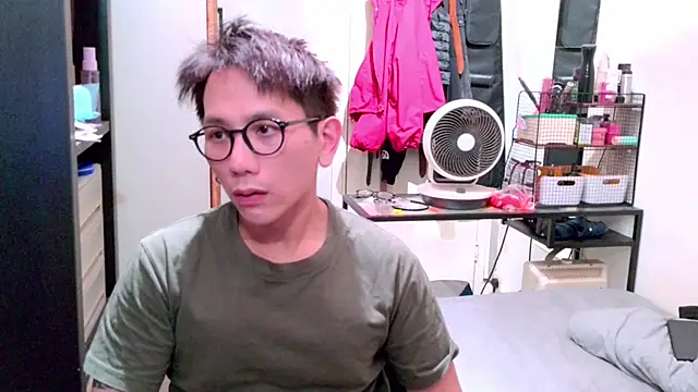 Snapshot of UndreamtM chatting on 25, 2, 2026 UndreamtM online show from 25, 2, 2026