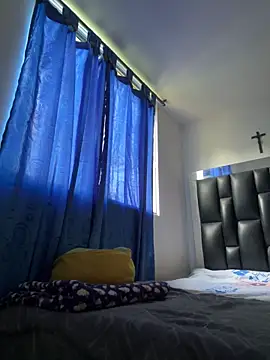 Snapshot of emmyjhonson07 chatting on 16, 10, 2025 emmyjhonson07 online show from 16, 10, 2025