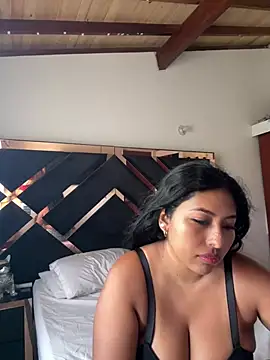 Snapshot of emmyjhonson07 chatting on 16, 7, 2026 emmyjhonson07 online show from 16, 7, 2026