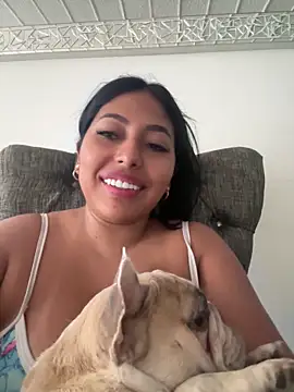 emmyjhonson07 online show from 23, 4, 2026