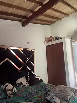 emmyjhonson07 online show from 28, 3, 2026