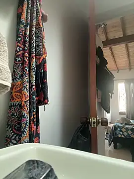 emmyjhonson07 online show from 6, 4, 2026