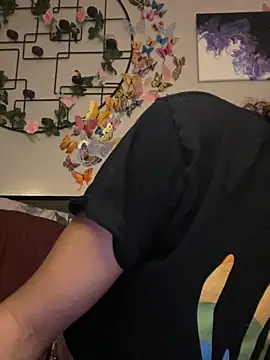  Neeka  online show from 8, 11, 2025