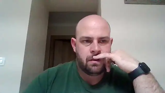 Snapshot of bearlover992 chatting on 18, 1, 2025 bearlover992 online show from 18, 1, 2025