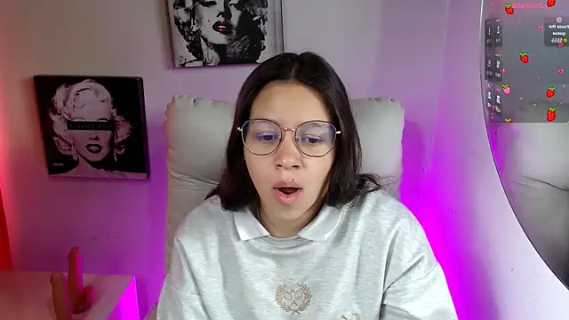 SamanthaRoldaan online show from 14, 11, 2025