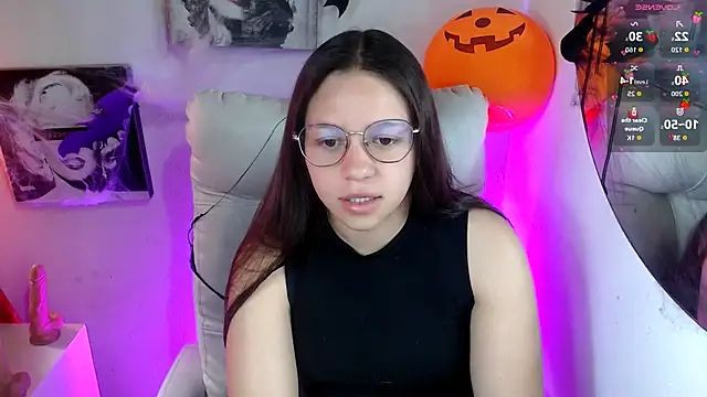 SamanthaRoldaan online show from 3, 11, 2025