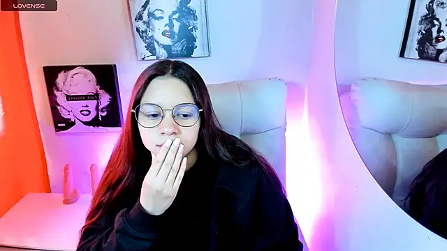 SamanthaRoldaan online show from 24, 3, 2026